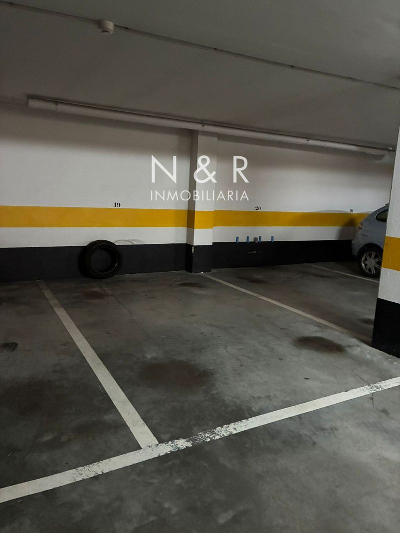 Garaje en alquiler Santiago De Compostela, A Coruña. Ref: 2011. N&R Inmobiliaria