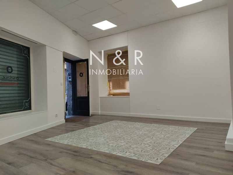 Local Comercial en alquiler Santiago De Compostela, A Coruña. Ref: 824. N&R Inmobiliaria