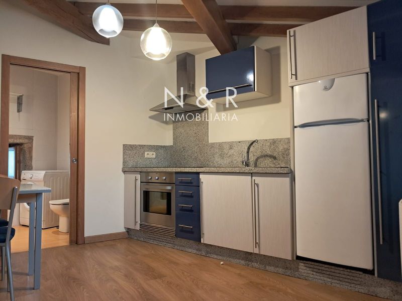 Apartament for rent Santiago De Compostela, A Coruña. Ref: 941. N&R Inmobiliaria