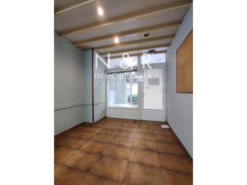 Local Comercial en alquiler Santiago De Compostela, A Coruña. Ref: 964. N&R Inmobiliaria