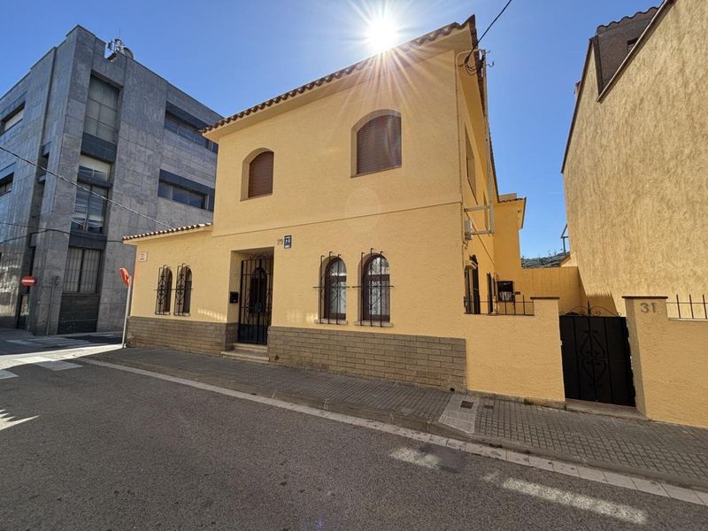 Piso en venta y alquiler Sant Feliu de Guíxols, Girona. Ref: 3254. Habitaa