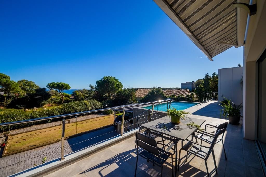 Villa te koop in Platja D'Aro, Girona - Foto 1