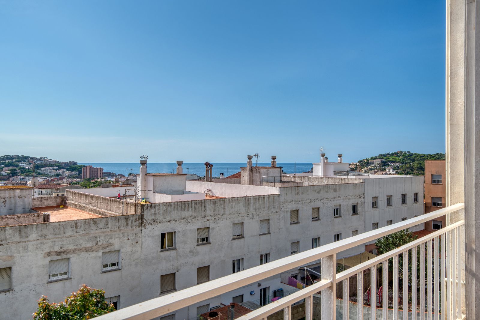 Spacious apartment with views amb garage in ​Sant Feliu de Guíxols - Foto 2