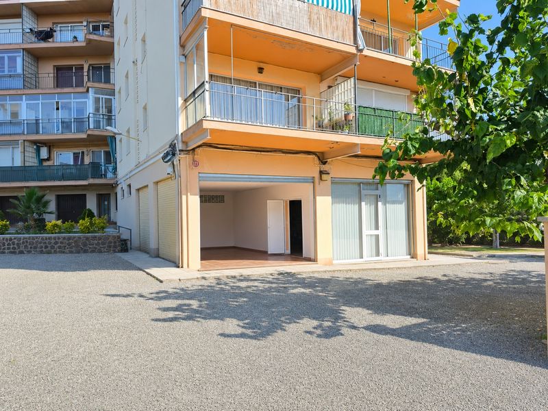 Local comercial en venta Calonge, Girona. Ref: 3685. Habitaa