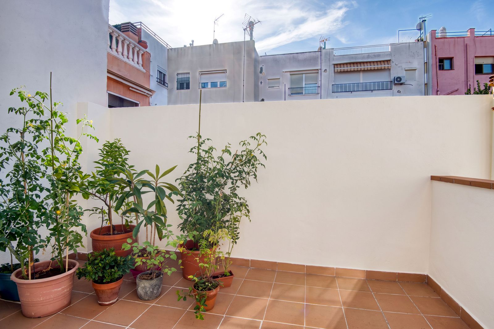 Maison de ville avec terrace, garage et un emplacement privilégié - Foto 2