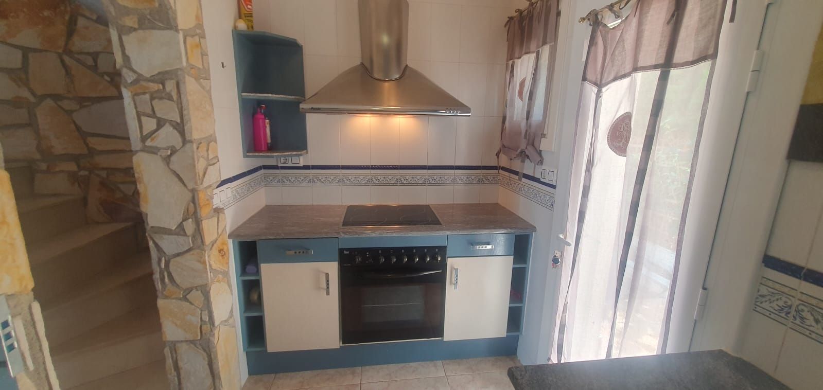 Descobreix aquest habitatge situat en una de les zones residencials de  Roses - Foto 5