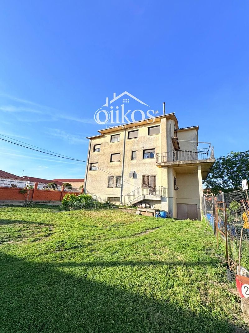 Local Comercial en venta Almenara De Tormes, Salamanca. Ref: 1121. OIIKOS 