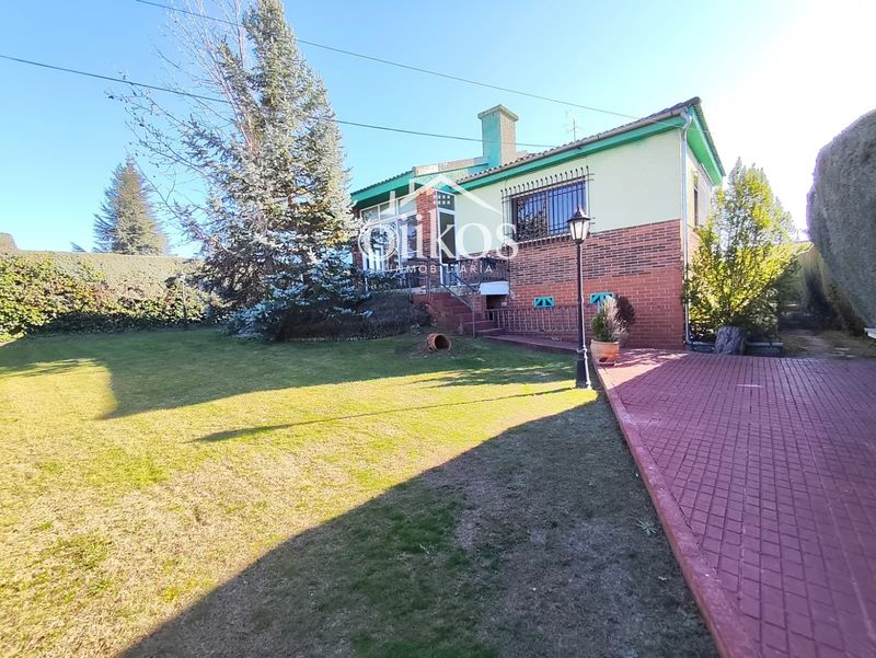 Chalet Independiente en venta Carrascal De Barregas, Salamanca. Ref: 1284. OIIKOS 