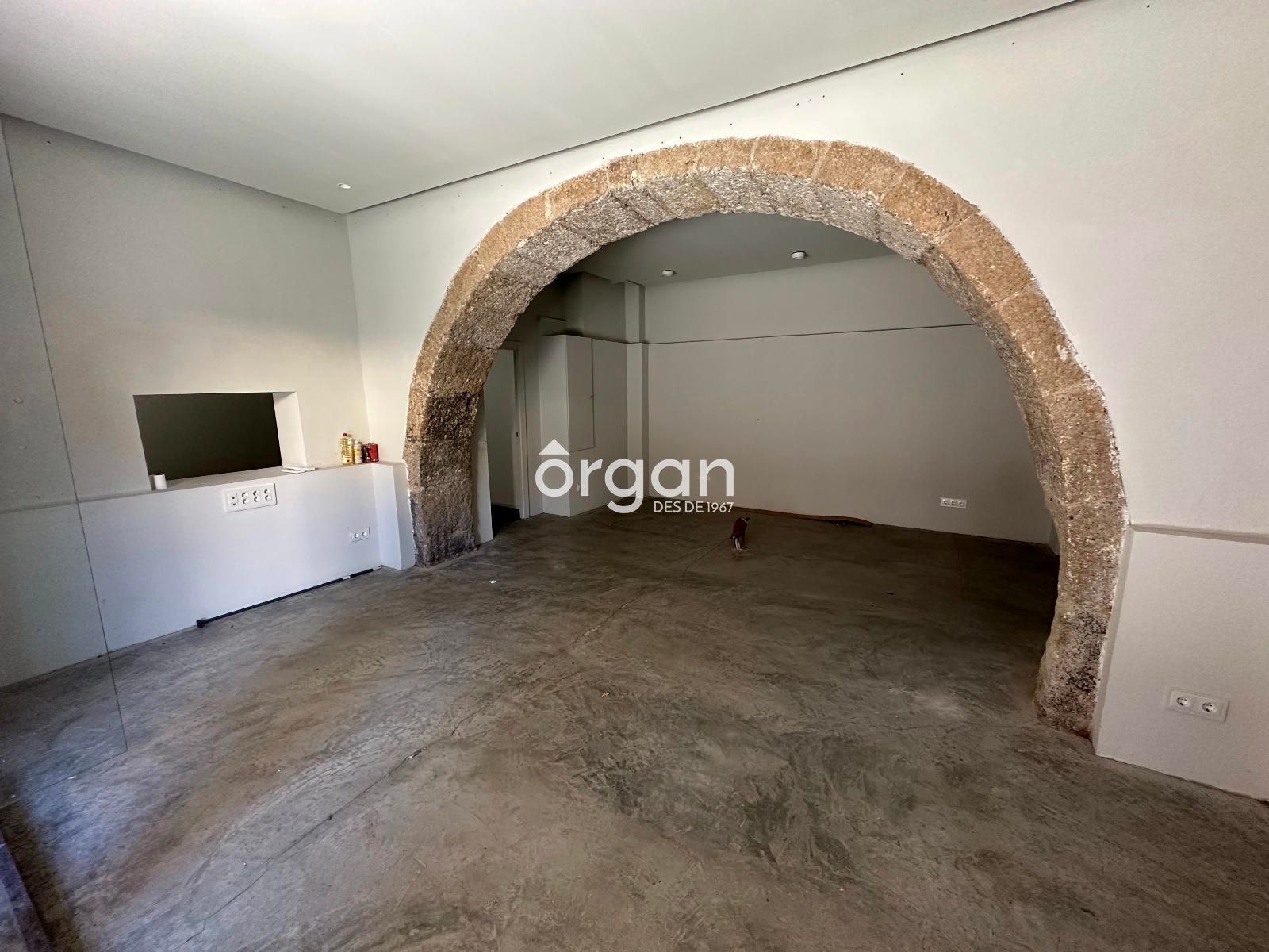 Local Comercial en alquiler Sant Cugat del Vallès, Barcelona. Ref: 2057. Organ