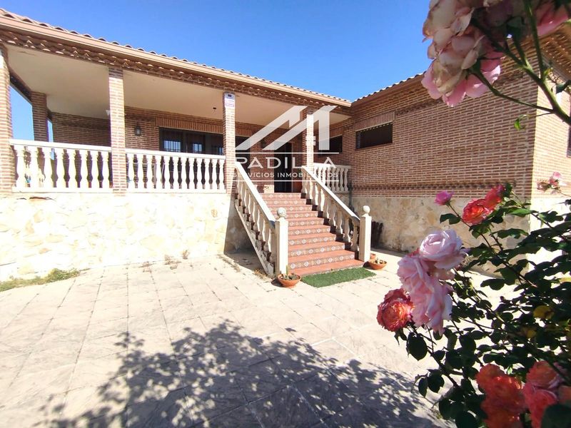 Detached Villa for rent Méntrida, Toledo. Ref: 1470. Padilla Inmobiliaria