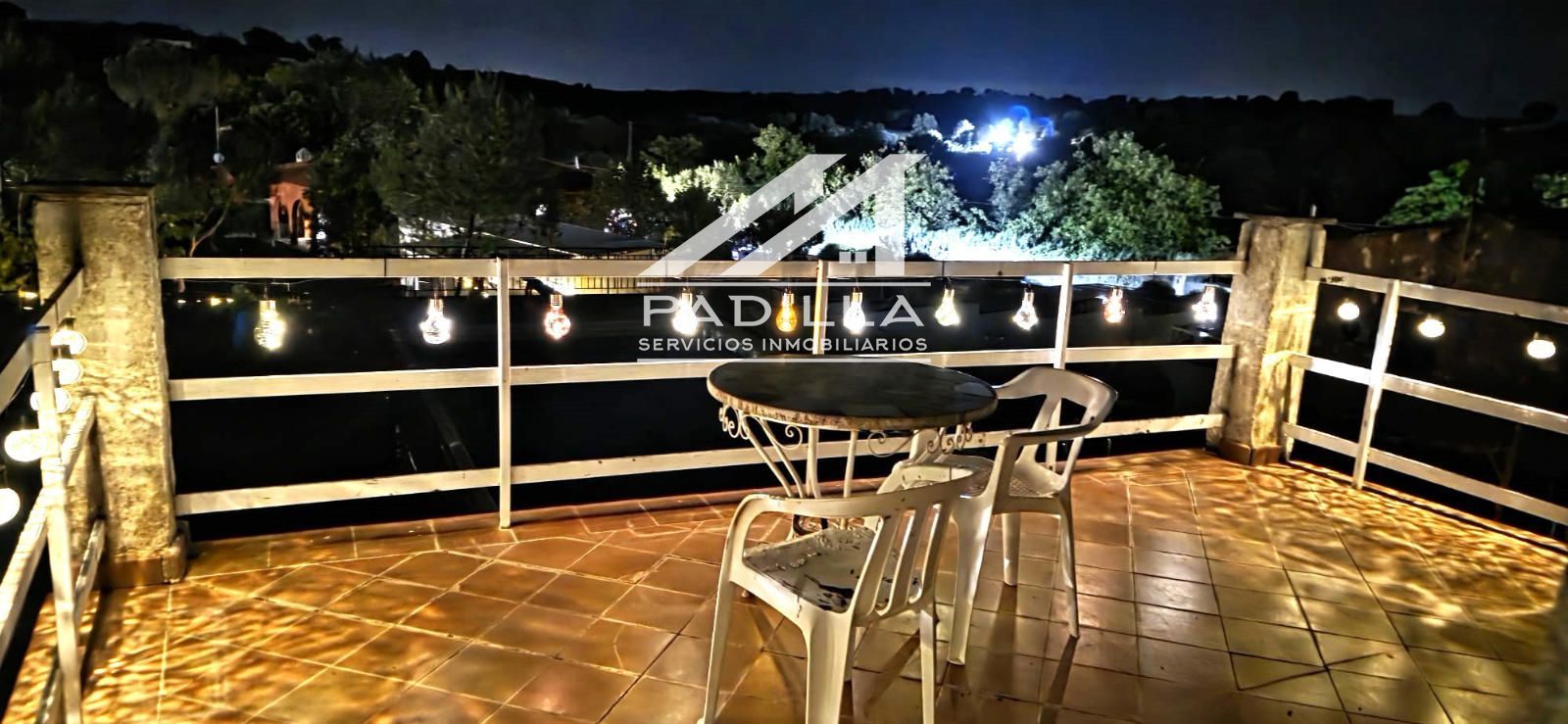 EXCELENTE CHALET CON PISCINA Y ESPETACULARES VISTAS  A LA MONTAÑA - Foto 4