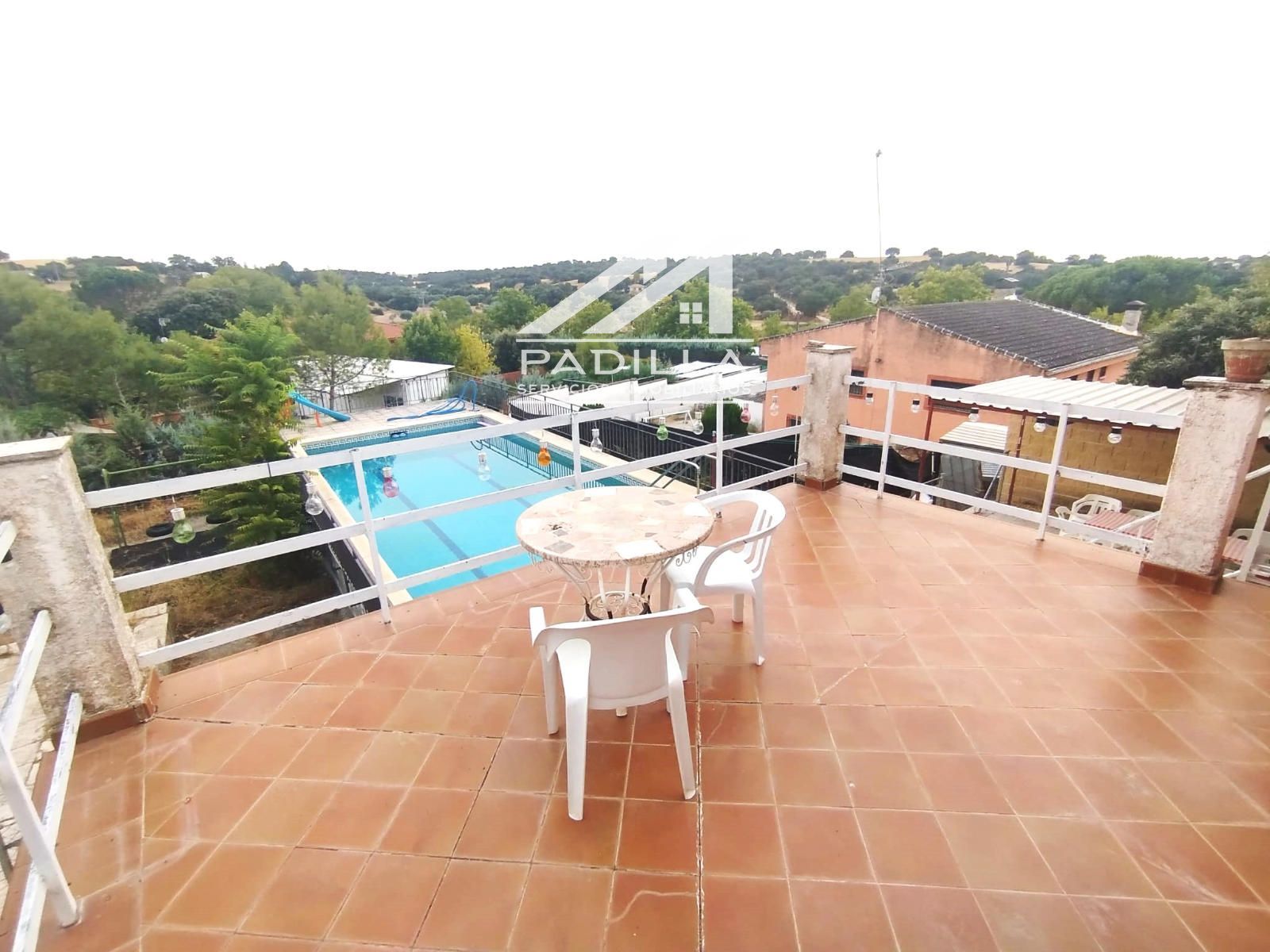 EXCELENTE CHALET CON PISCINA Y ESPETACULARES VISTAS  A LA MONTAÑA - Foto 5