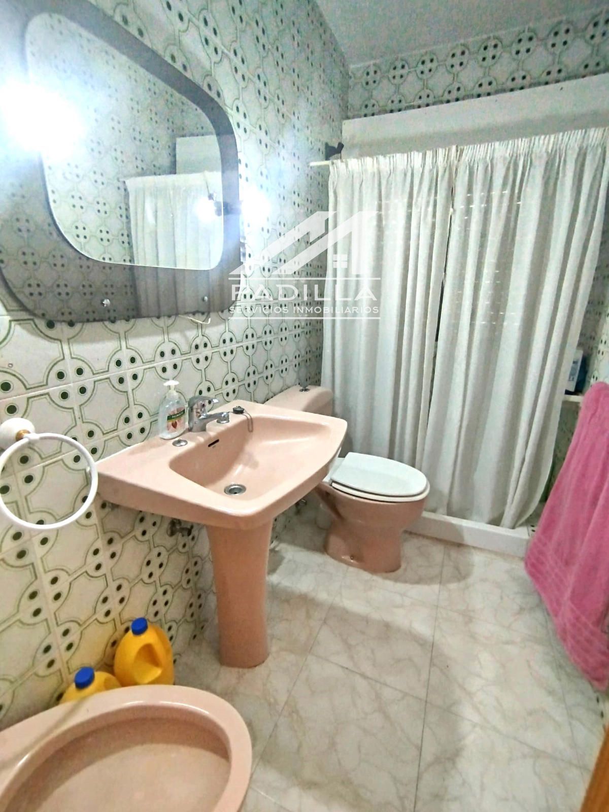 EXCELENTE CHALET CON PISCINA Y ESPETACULARES VISTAS  A LA MONTAÑA - Foto 33