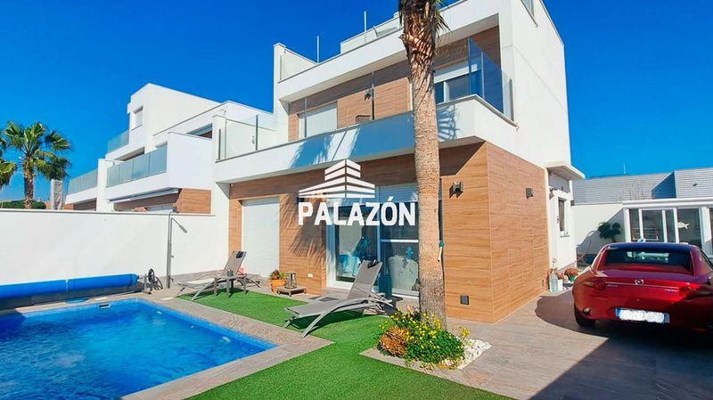 Freistehende Villa zu verkaufen Pilar De La Horadada, Alicante. Ref: 8068. Inmobiliaria Palazón