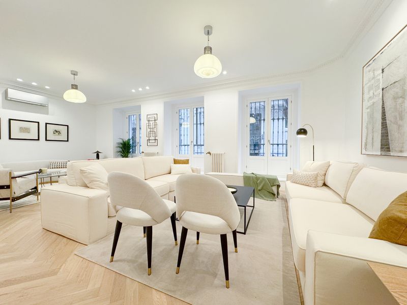 Piso en venta Madrid. Ref: 1068. PANDACASA PROPERTIES