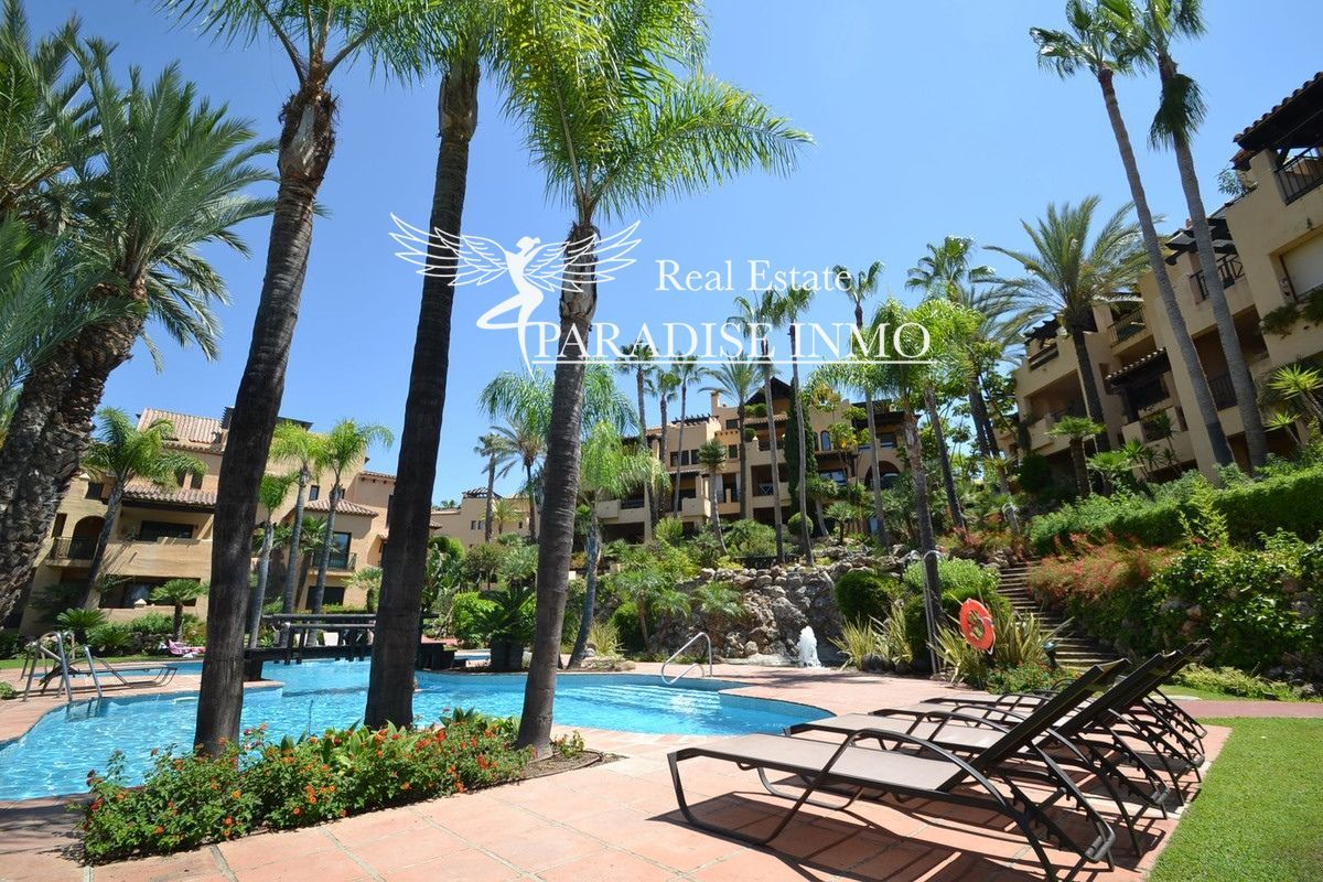 Flat for sale Estepona, Málaga. Ref: 3099. Paradise Group 