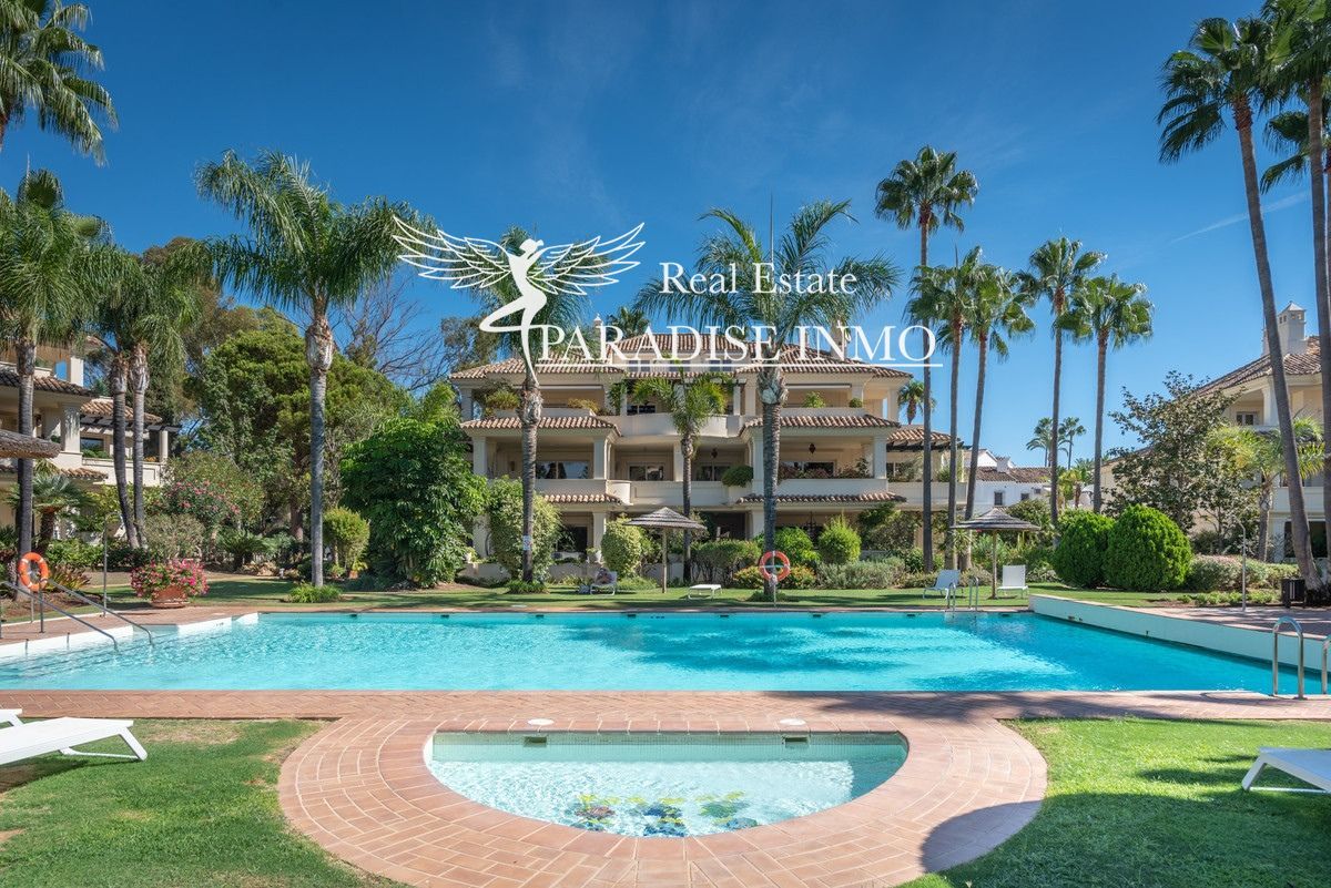 Flat for sale Marbella, Málaga. Ref: 3122. Paradise Group 