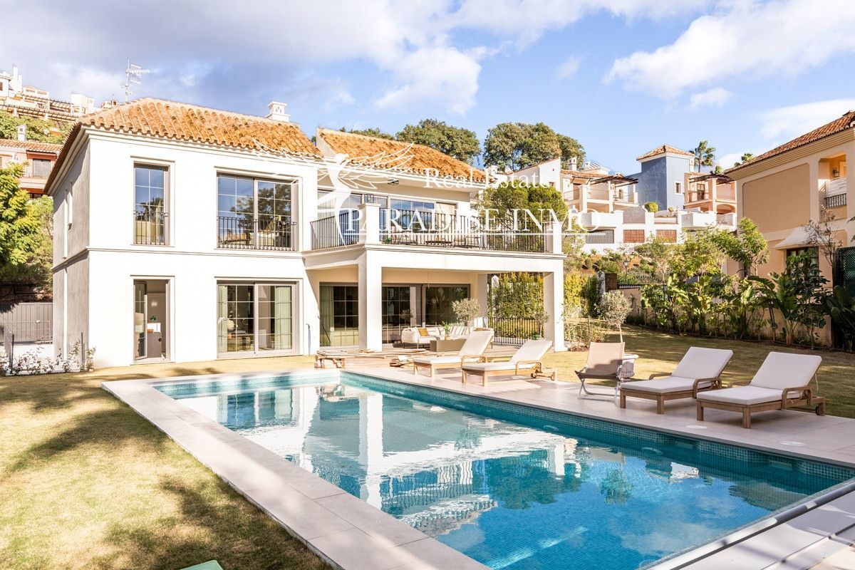 Detached villa for sale Benahavis, Málaga. Ref: 3128. Paradise Group 