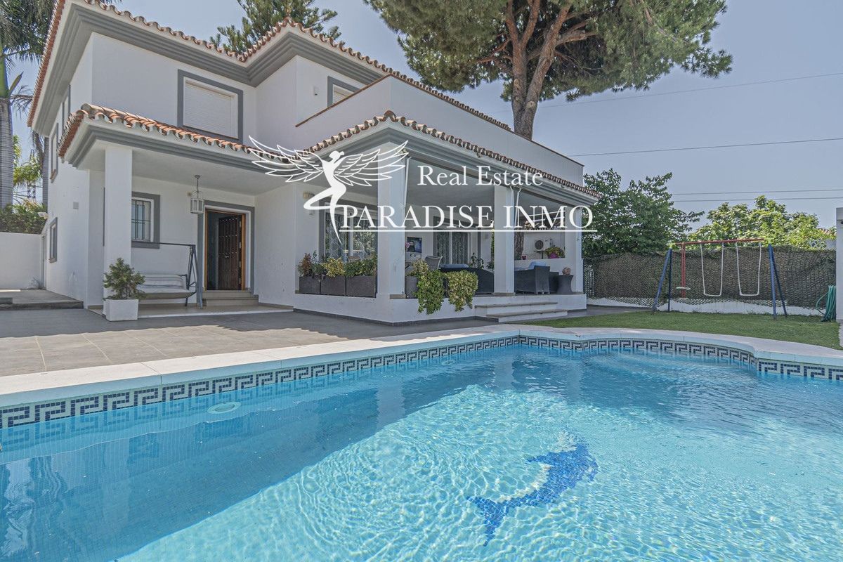 Detached villa for sale Marbella, Málaga. Ref: 3215. Paradise Group 