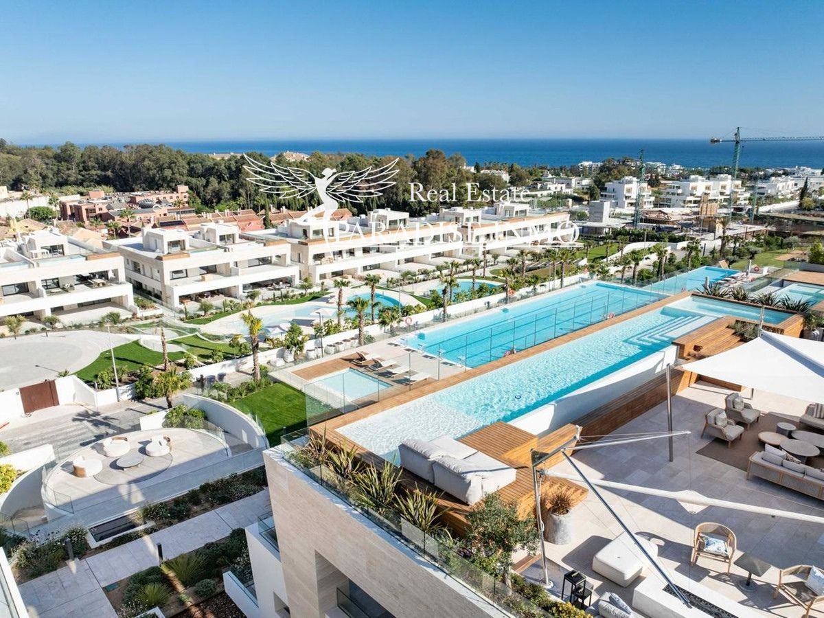 Flat for sale Marbella, Málaga. Ref: 3233. Paradise Group 