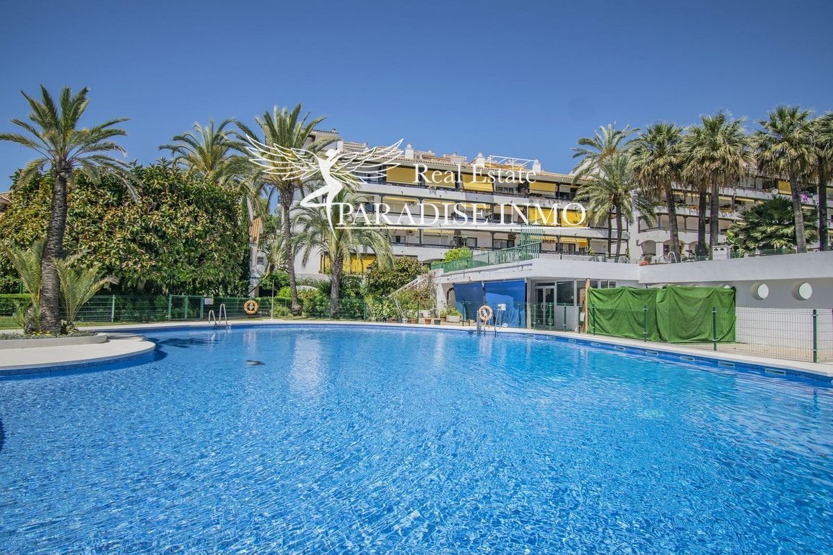 Flat for sale Marbella, Málaga. Ref: 3239. Paradise Group 