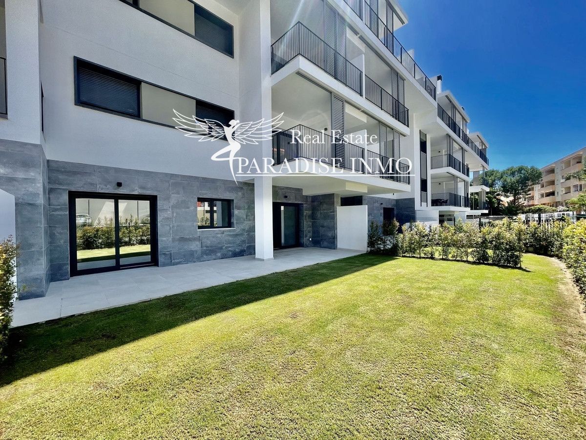 Flat for sale Estepona, Málaga. Ref: 3259. Paradise Group 