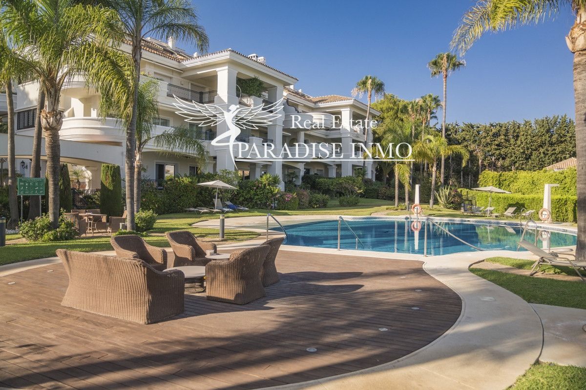Flat for sale Marbella, Málaga. Ref: 3338. Paradise Group 