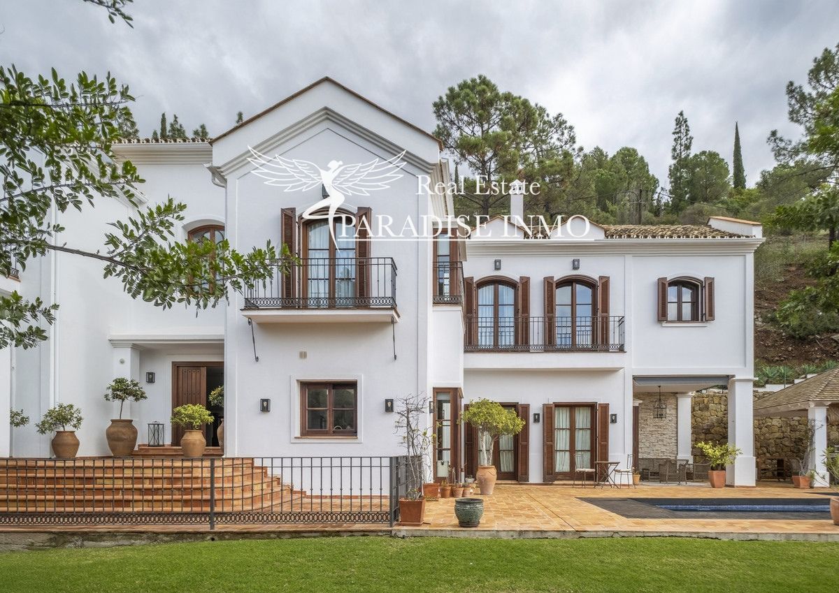 Detached villa for sale Benahavis, Málaga. Ref: 3391. Paradise Group 