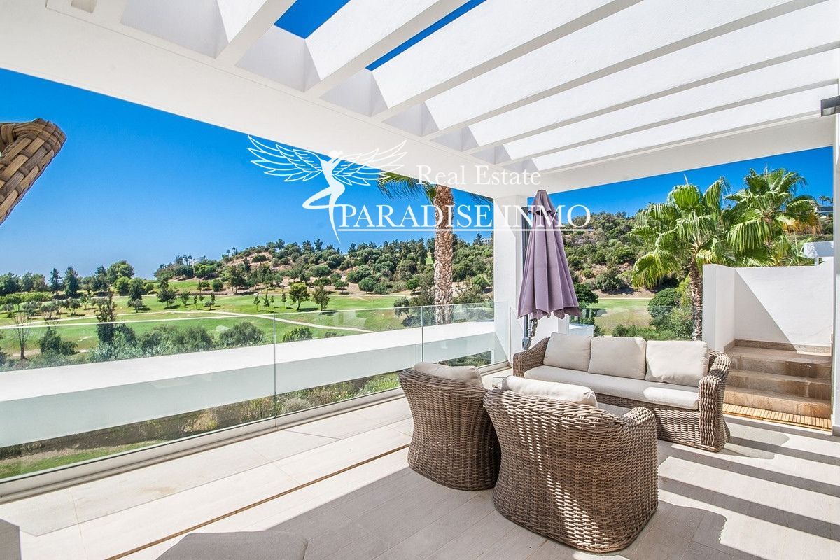 Flat for sale Benahavis, Málaga. Ref: 3420. Paradise Group 