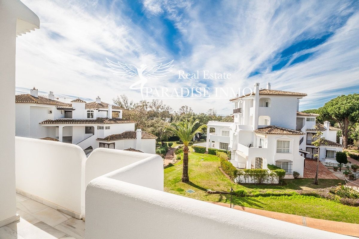 Flat for sale Marbella, Málaga. Ref: 3427. Paradise Group 