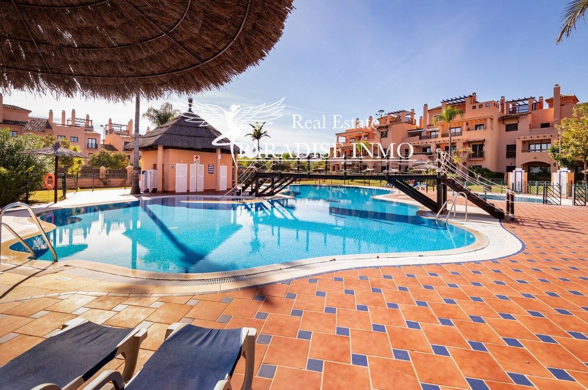 Flat for sale Estepona, Málaga. Ref: 3493. Paradise Group 