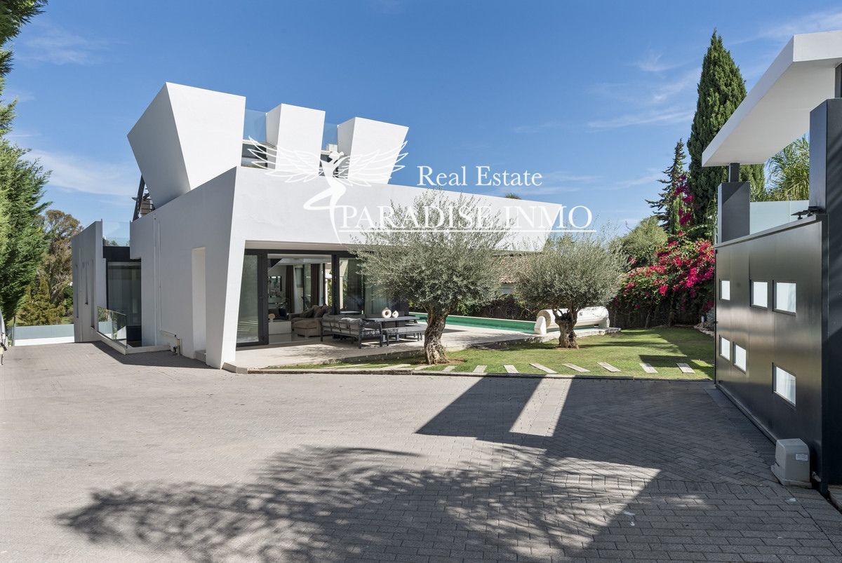 Detached villa for sale Marbella, Málaga. Ref: 3501. Paradise Group 