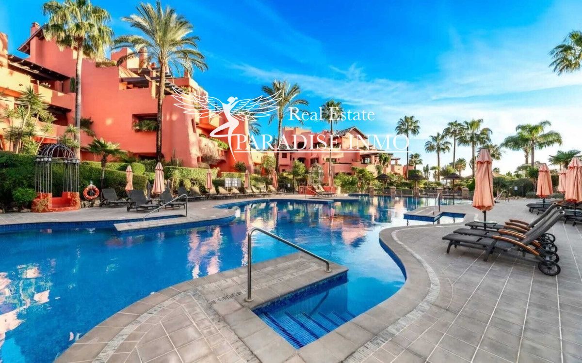Flat for sale Estepona, Málaga. Ref: 3521. Paradise Group 