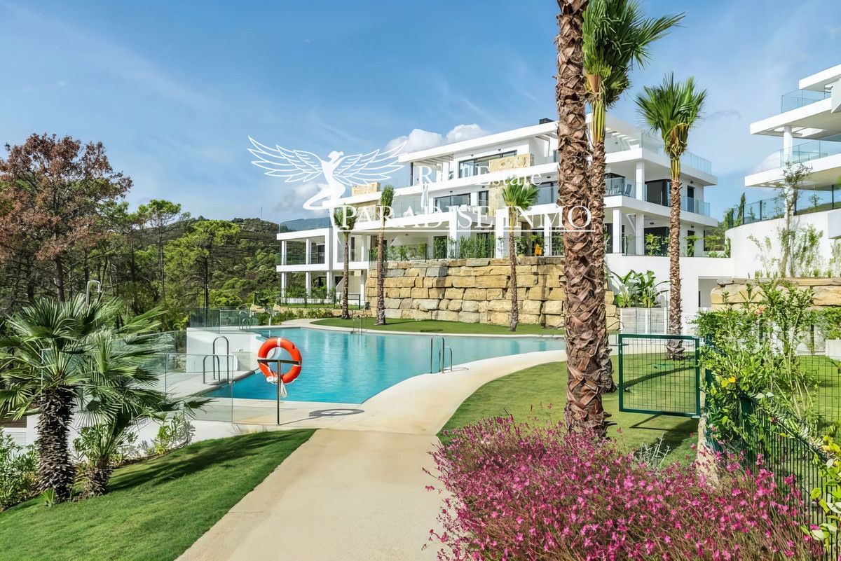 Flat for sale Estepona, Málaga. Ref: 3562. Paradise Group 