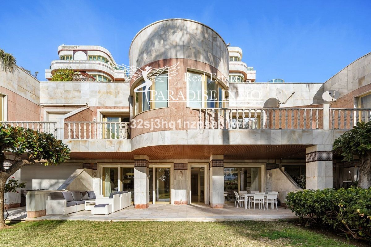 Flat for sale Marbella, Málaga. Ref: 3572. Paradise Group 
