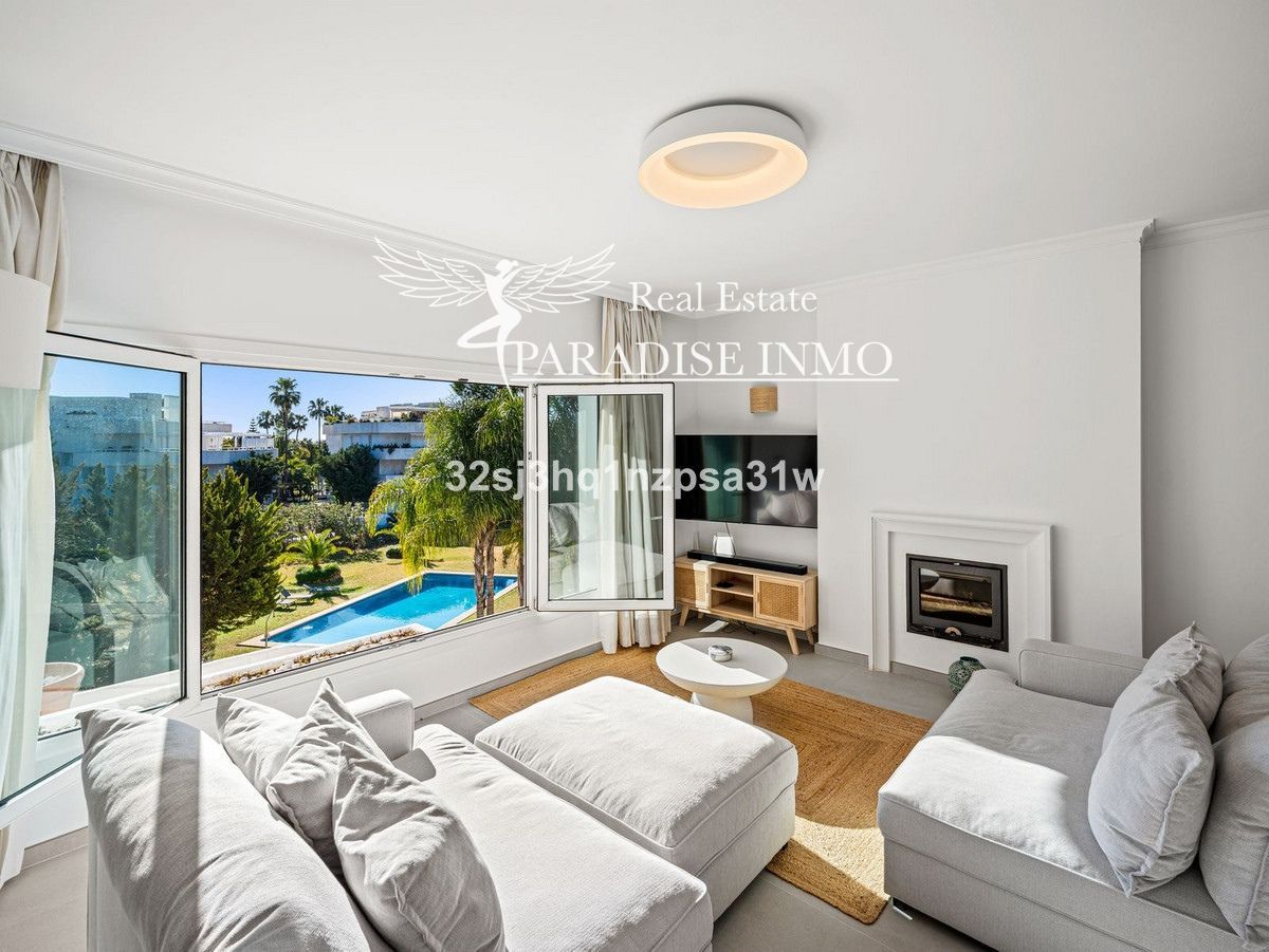 Flat for sale Marbella, Málaga. Ref: 3573. Paradise Group 