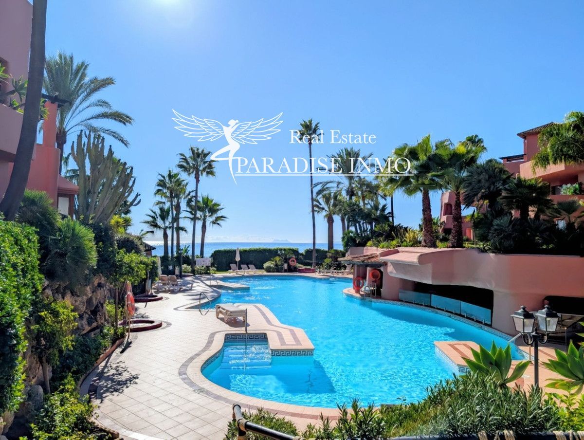 Flat for sale Estepona, Málaga. Ref: 3582. Paradise Group 