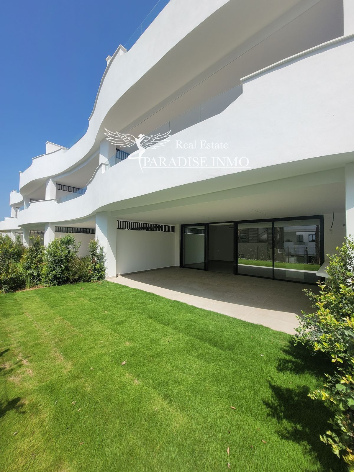 Flat for sale Estepona, Málaga. Ref: 3588. Paradise Group 