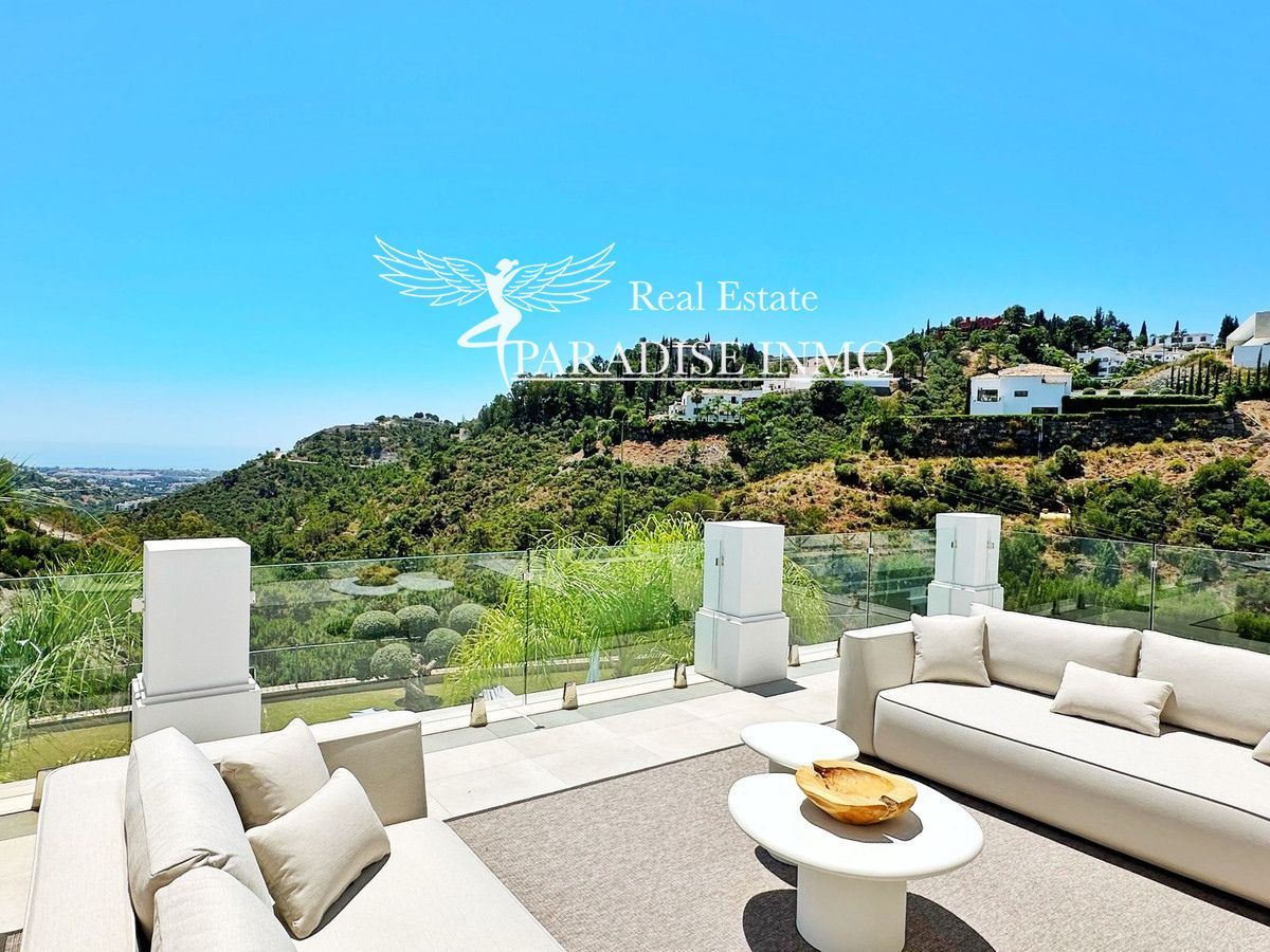 Detached villa for sale Benahavis, Málaga. Ref: 3603. Paradise Group 