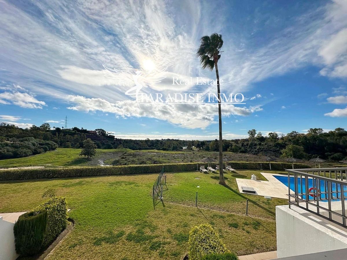 Flat for sale Benahavis, Málaga. Ref: 3610. Paradise Group 