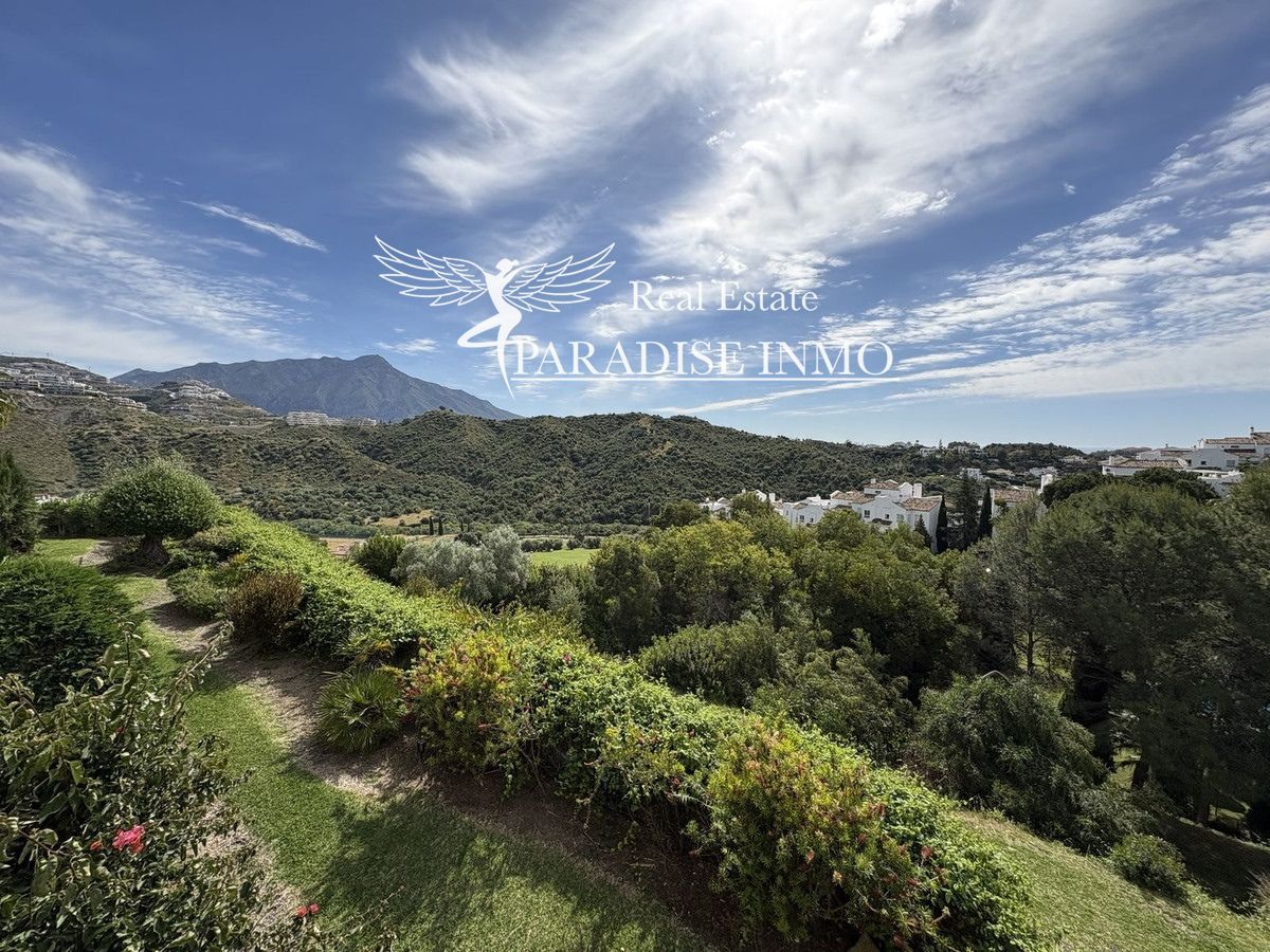 Flat for sale Benahavis, Málaga. Ref: 3623. Paradise Group 