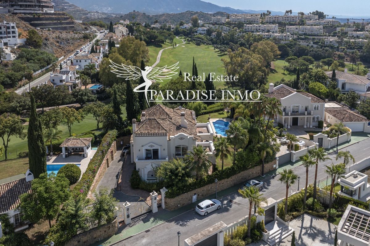 Detached villa for sale Benahavis, Málaga. Ref: 3638. Paradise Group 