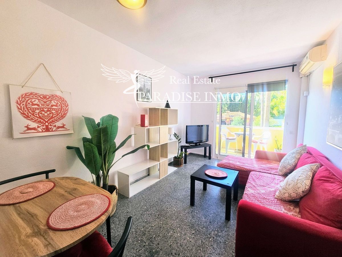 Flat for sale Marbella, Málaga. Ref: 3720. Paradise Group 
