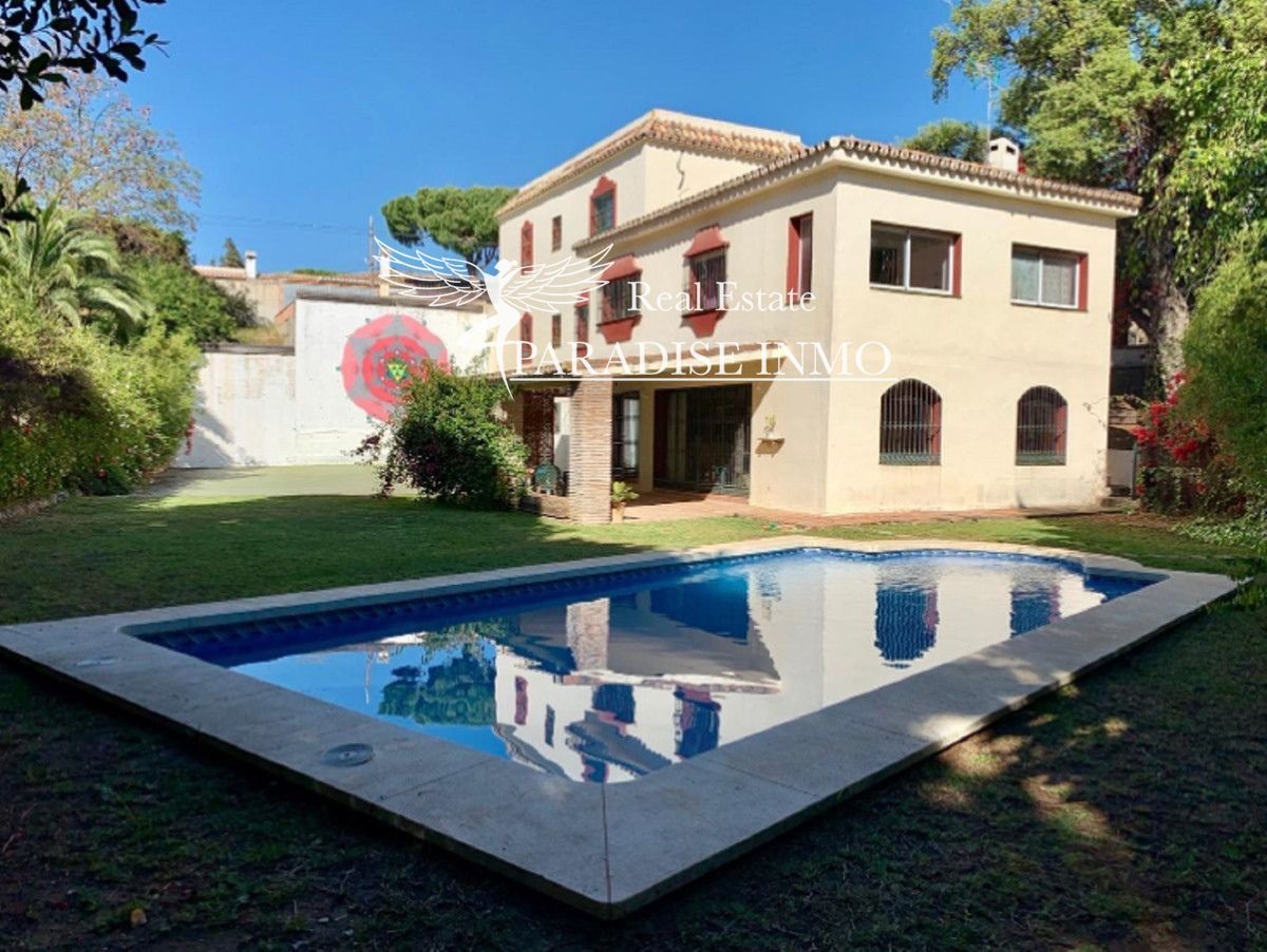 Detached villa for sale Marbella, Málaga. Ref: 3758. Paradise Group 