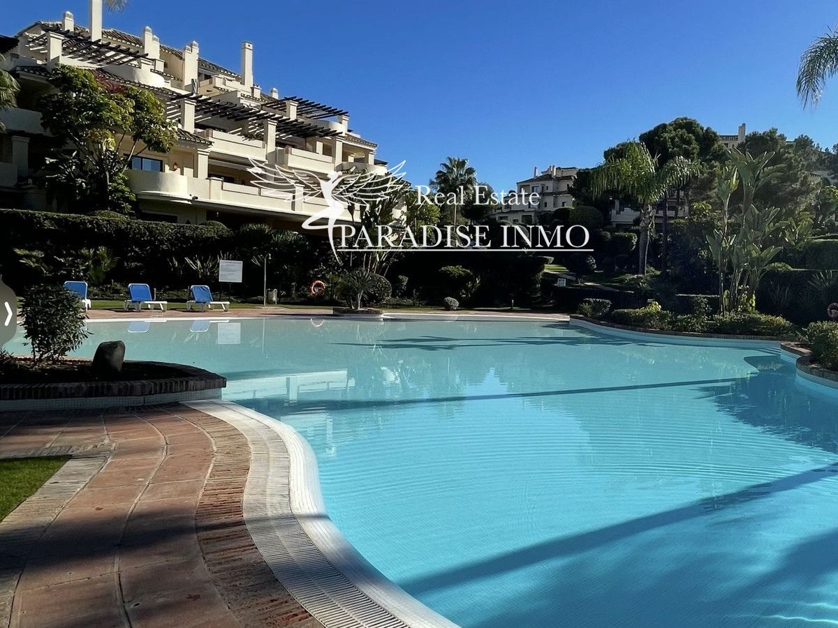 Flat for sale Benahavis, Málaga. Ref: 3773. Paradise Group 