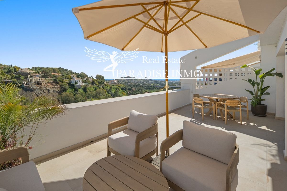 Flat for sale Benahavis, Málaga. Ref: 3786. Paradise Group 