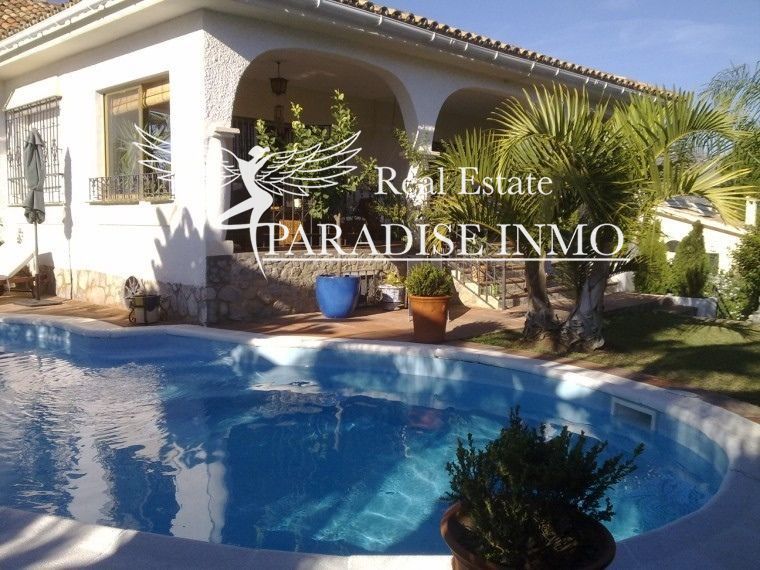 Detached villa for sale Marbella, Málaga. Ref: 3806. Paradise Group 
