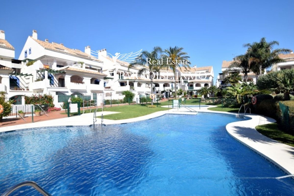 Flat for sale Marbella, Málaga. Ref: 3812. Paradise Group 