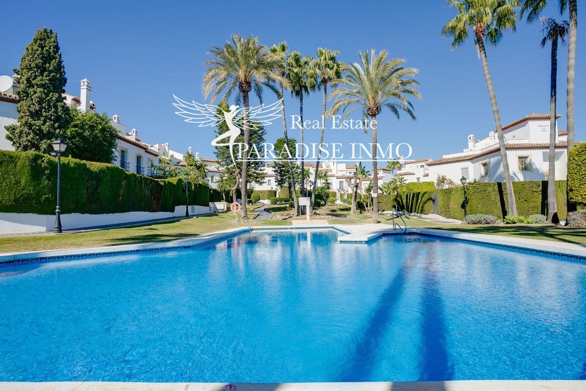 House for sale Estepona, Málaga. Ref: 3836. Paradise Group 