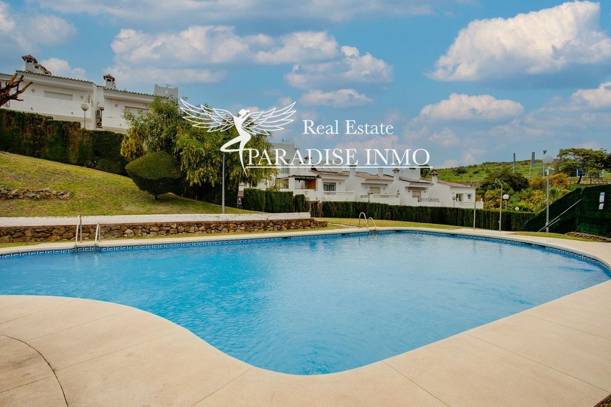 House for sale Estepona, Málaga. Ref: 3842. Paradise Group 